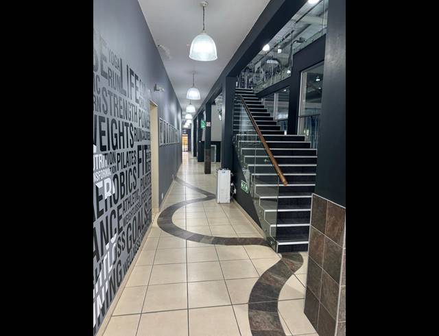 2,153M² BUILDING FOR SALE IN BEACON BAY